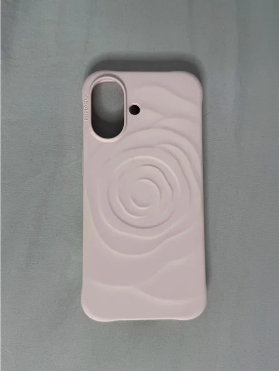 iPhone 17 Soft Pink Silicone Phone Case with Rose Relief - Unbranded - Picture 1 of 5